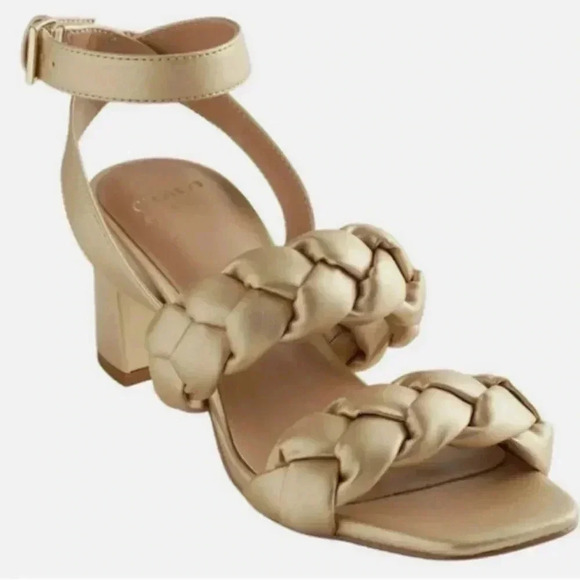 Crown & Ivy Champange/ Gold heels size 6.5 - Picture 1 of 5